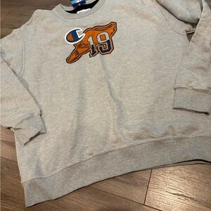 Men’s Champion Sweater Size 2XL